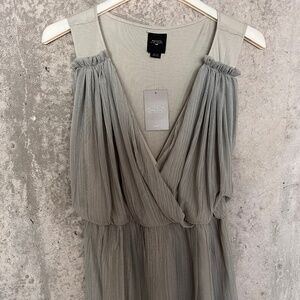Sleeveless Pleated Stylized Top